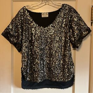 Back and Gold Joyfolie sequin top. Size M